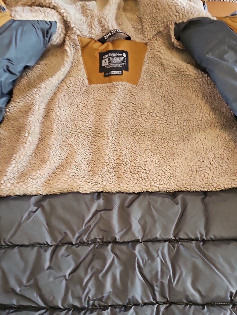 Carhartt Women’s Carhartt Brown Hooded Puffer Jacket - Picture 6 of 8